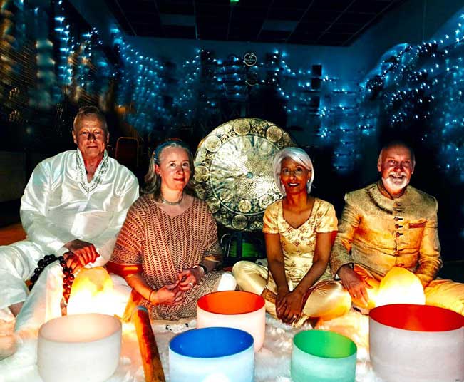 Kirtan duo with harmonium and frame drum
